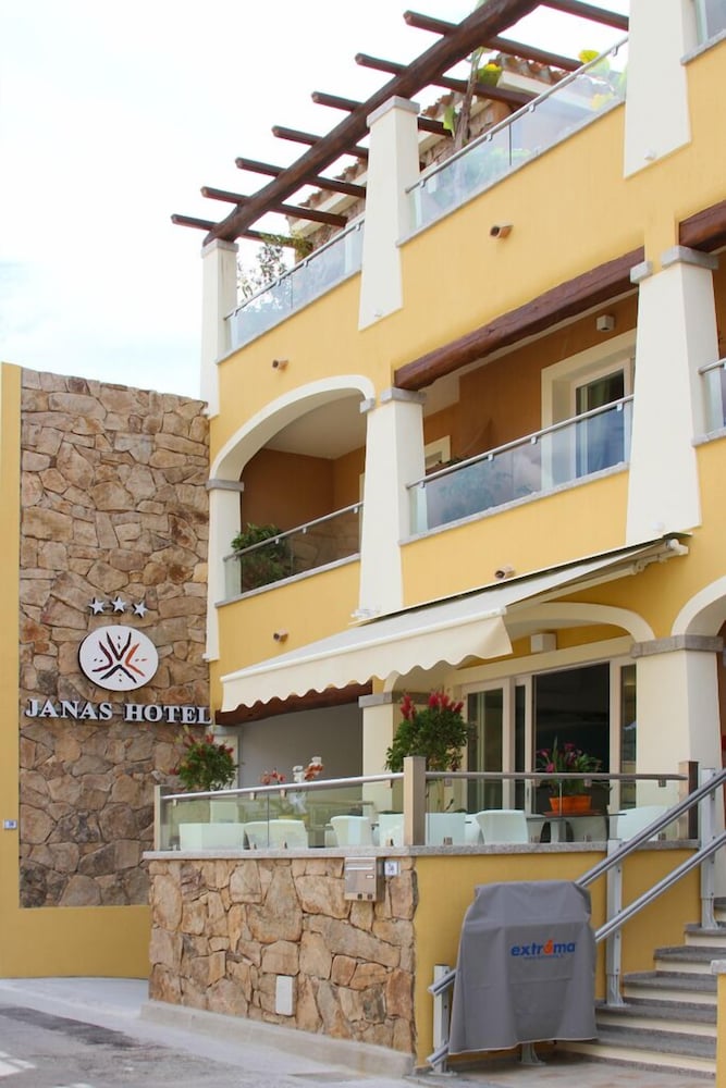 Janas Hotel in Villasimius, Italy