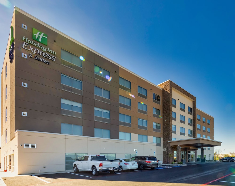 Holiday Inn Express & Suites Harrisonburg University Area by IHG - photo 51