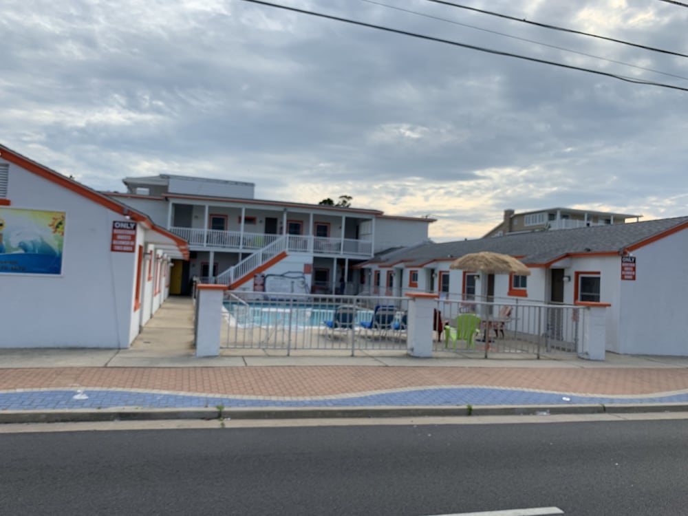 Sunshine Motel - photo 33