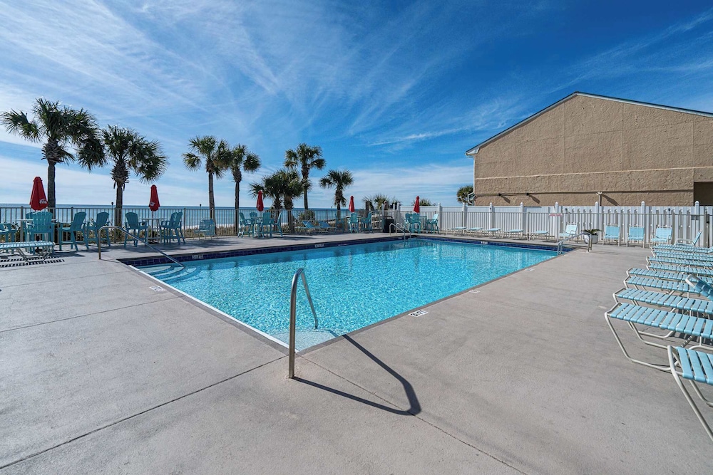 The Turtle Nest Resort Condo w Pool - photo 22