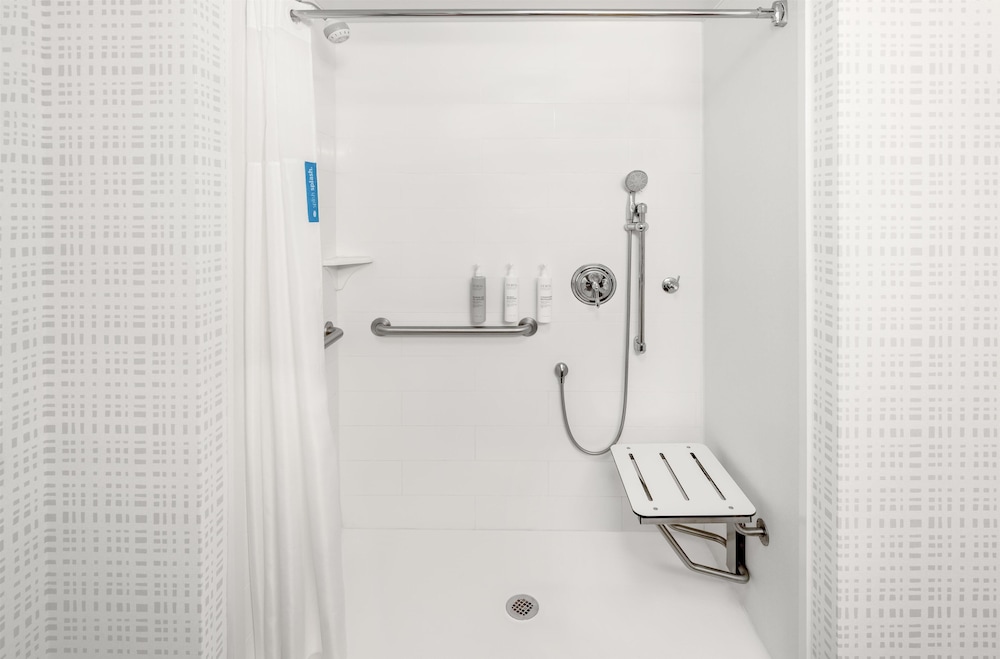 Hampton Inn & Suites Coconut Creek - photo 57