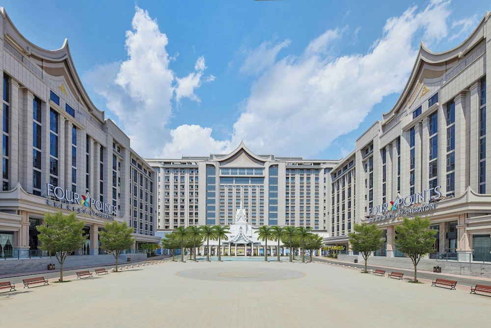 Four Points by Sheraton Xishuangbanna in Jinghong, People's Republic of China