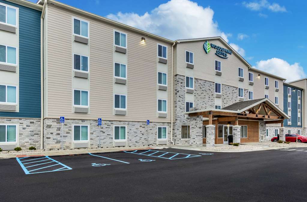 WoodSpring Suites Indianapolis Castleton - photo 3