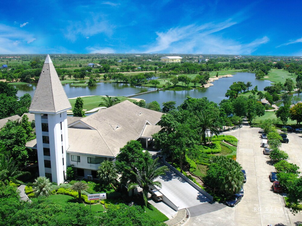 The Royal Gems Golf Resort — hotel in Salaya