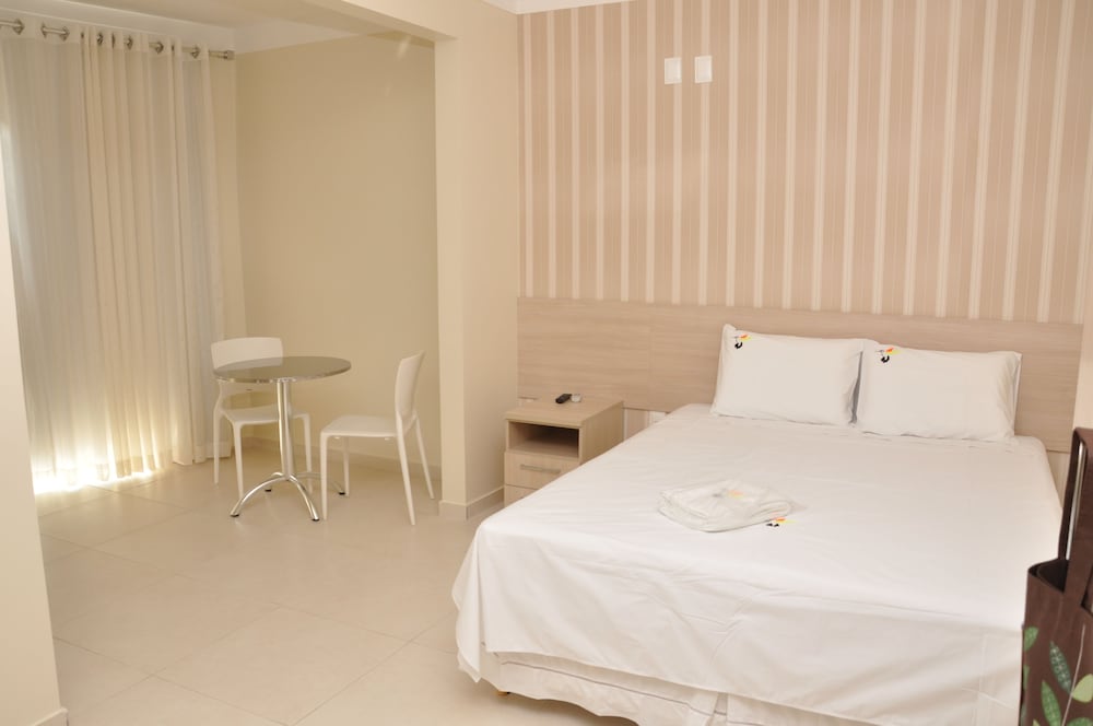 Beija Flor Hotel — hotel in Ipiau