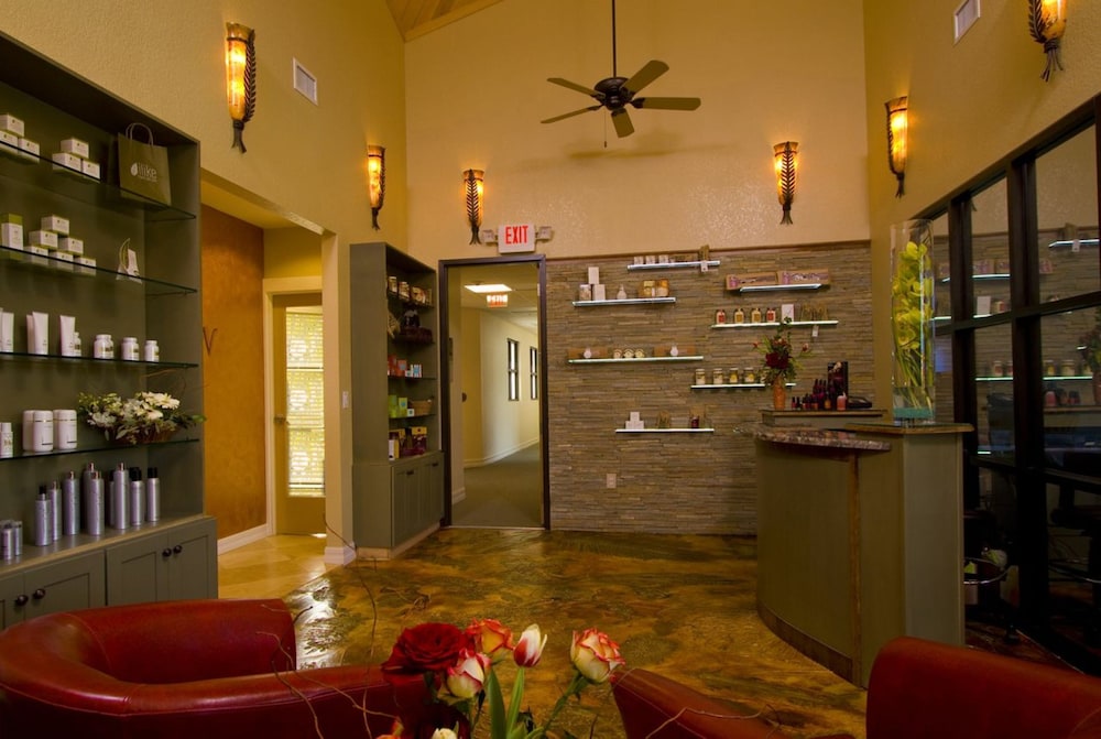 Tween Waters Island Resort & Spa - photo 49