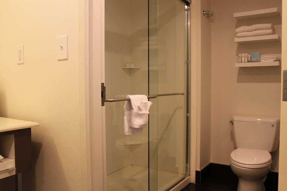 Hampton Inn Bainbridge - photo 25