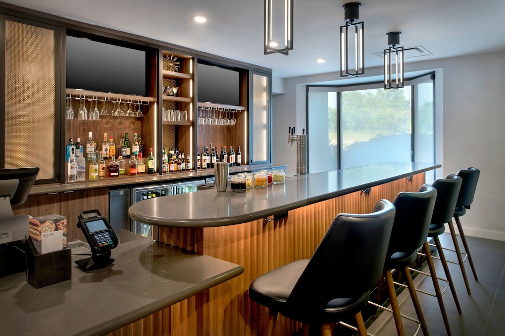 Courtyard by Marriott Philadelphia Plymouth Meeting - photo 28