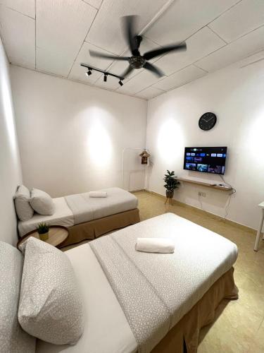 KicauanStudio#1 at Kuala Berang for 2Pax Free Netflix & Wifi in Unknown City, Malaysia