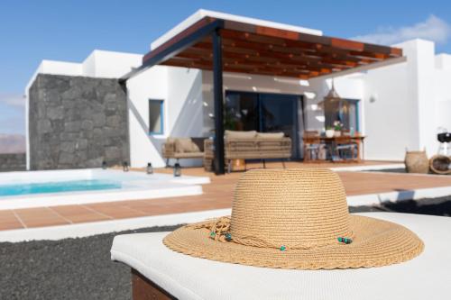 Villa Arai by Villalia — 4-Star Luxury Hotel in Playa Blanca, Spain