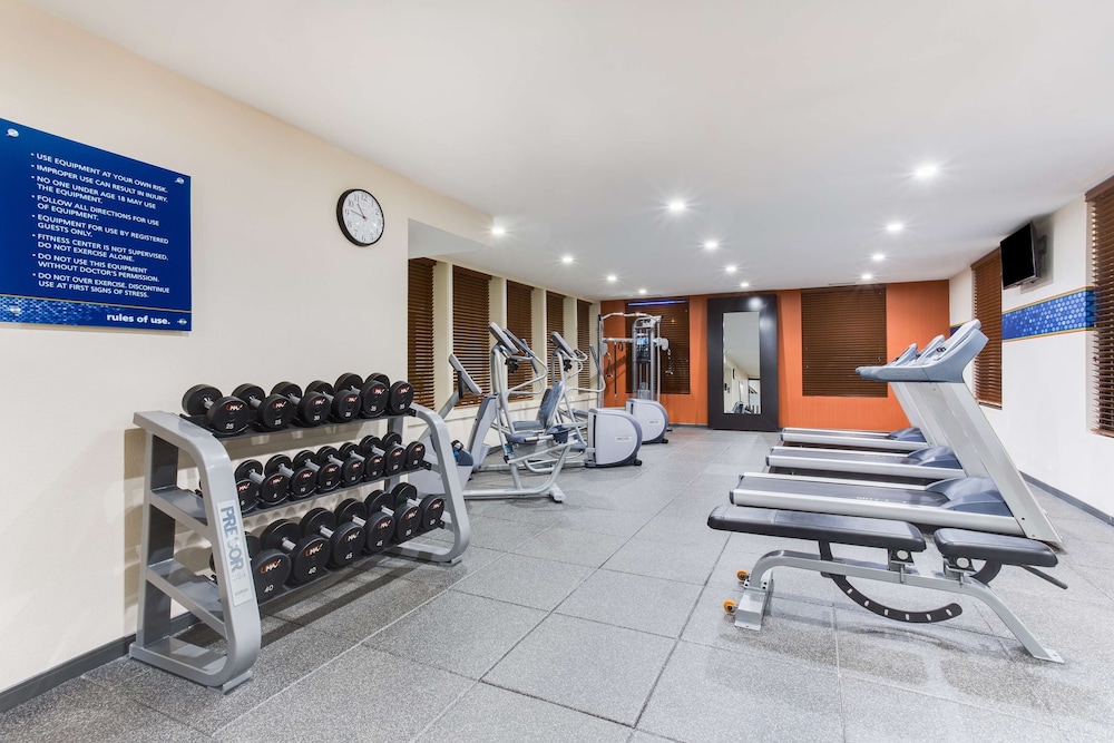 Hampton Inn Norcross - photo 33