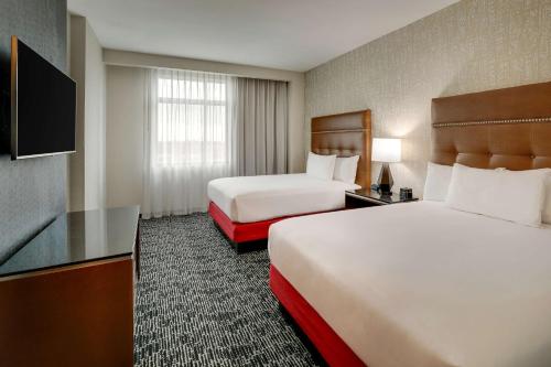 Drury Plaza Hotel Cincinnati Florence - photo 24