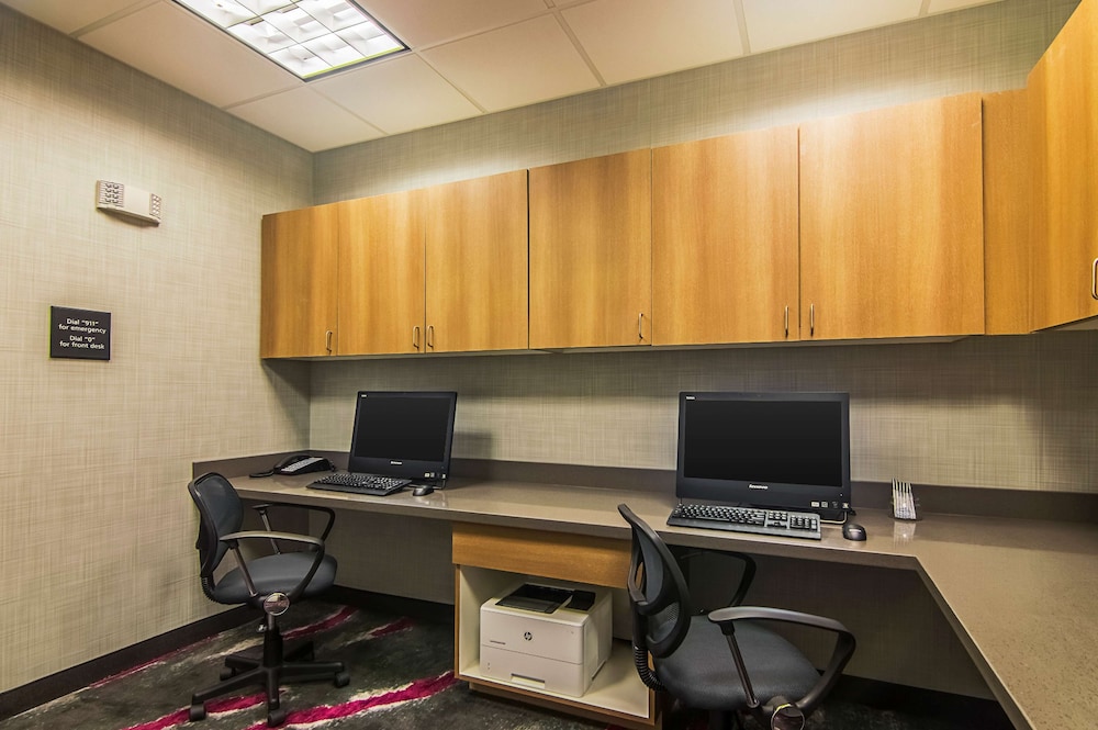 Hampton Inn & Suites Dallas Richardson - photo 42