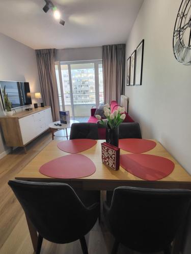 Apartament Sun Towers 84 komfortowy wypoczynek nad morzem in Swinoujscie, Poland