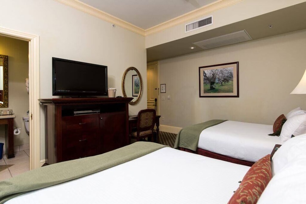 Hotel Diamond Chico - photo 7