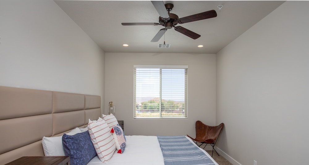 Town Center Resort - photo 207