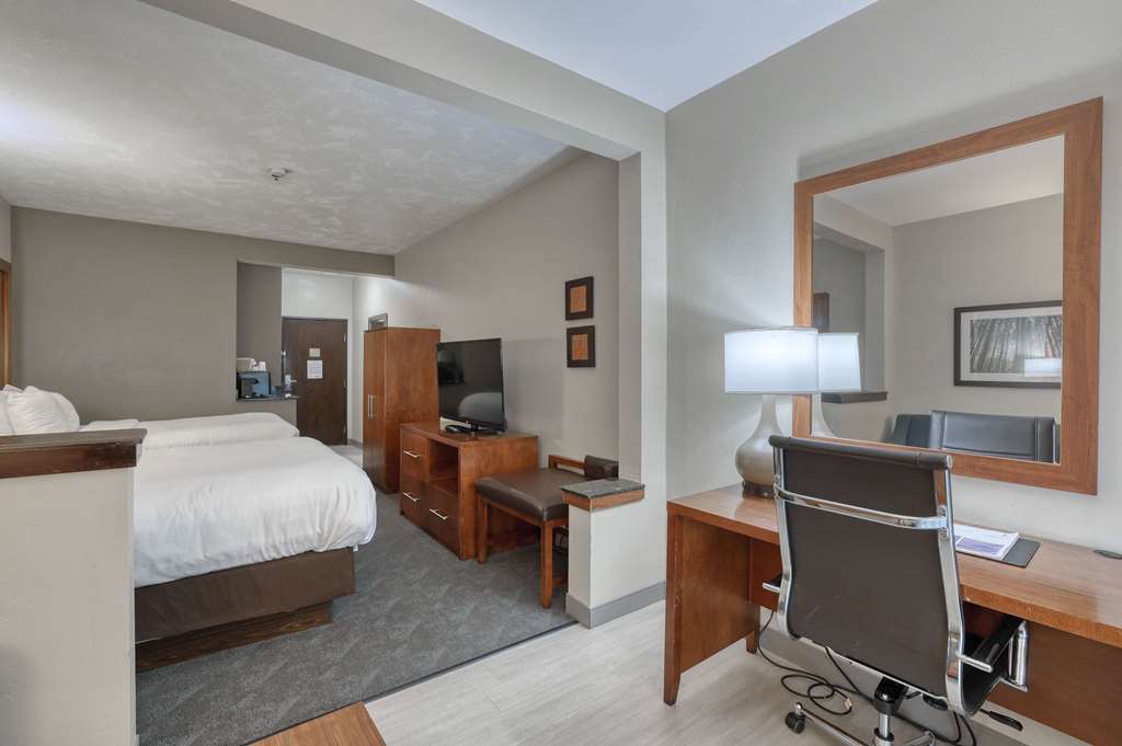Comfort Suites Appleton Airport - photo 13