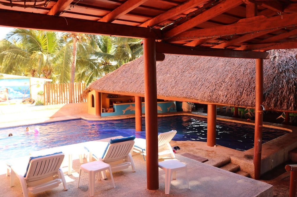 Hotel Marbella Playa Larga in Ixtapa-Zihuatanejo, Mexico