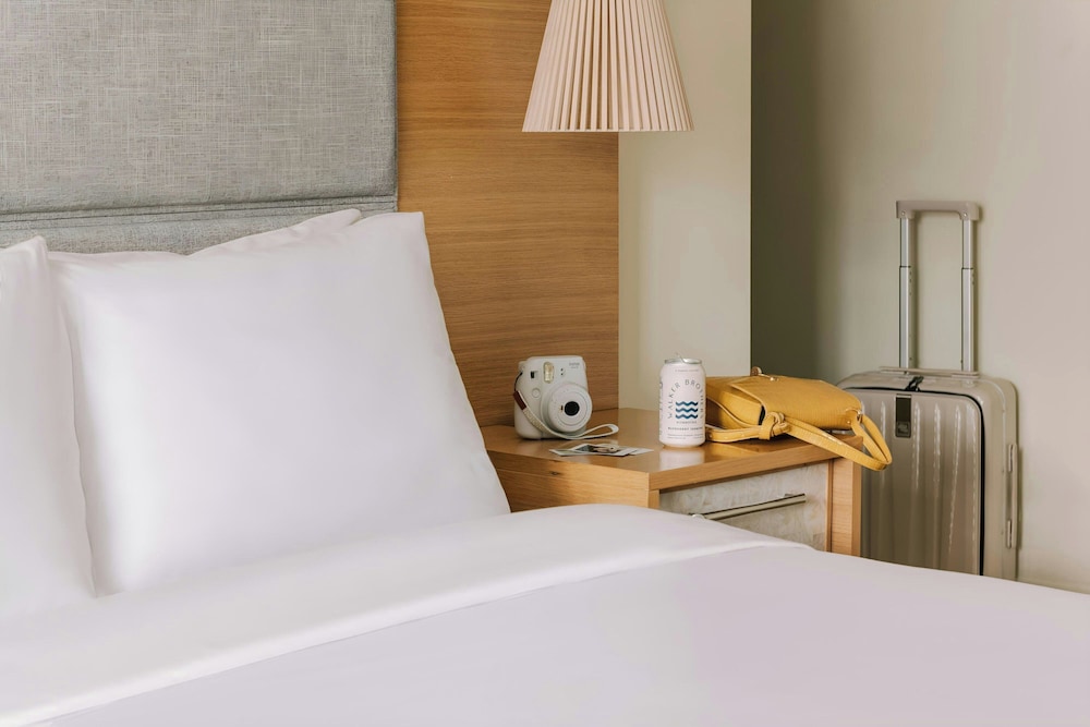The Abbey Hotel Miami Beach Sonder by Marriott Bonvoy - photo 9