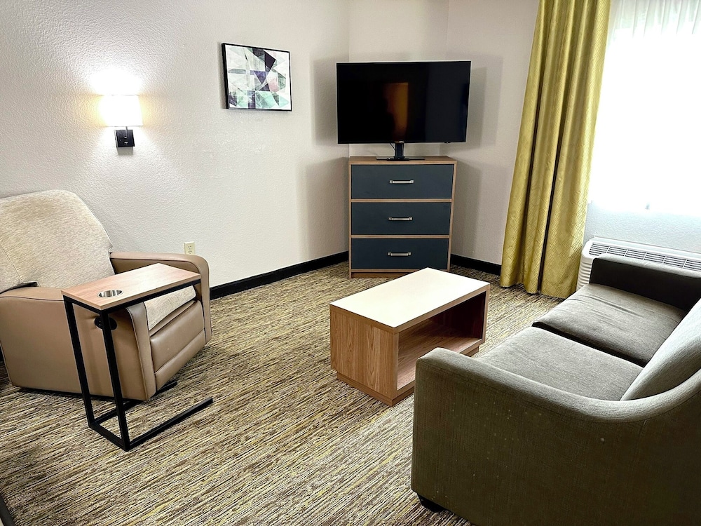 Candlewood Suites Savannah Airport an IHG Hotel - photo 4