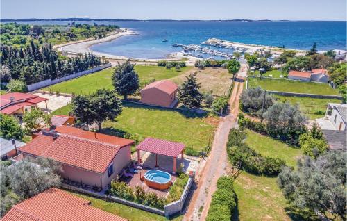 Holiday Home Vodnjan With Sea View Iii — 4-Star Luxury Hotel in Vodnjan, Croatia