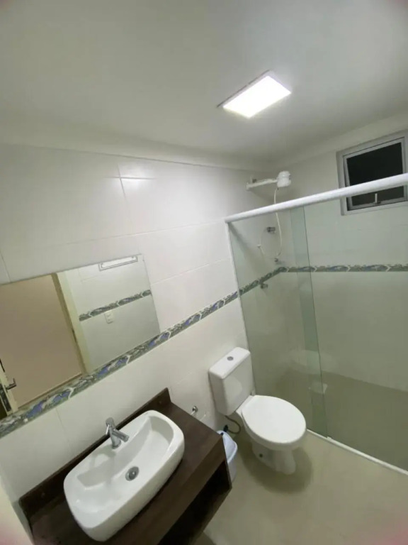 Aluguel de Apartamento 2 quartos sendo 1 suíte para 6 pessoas em Bombas