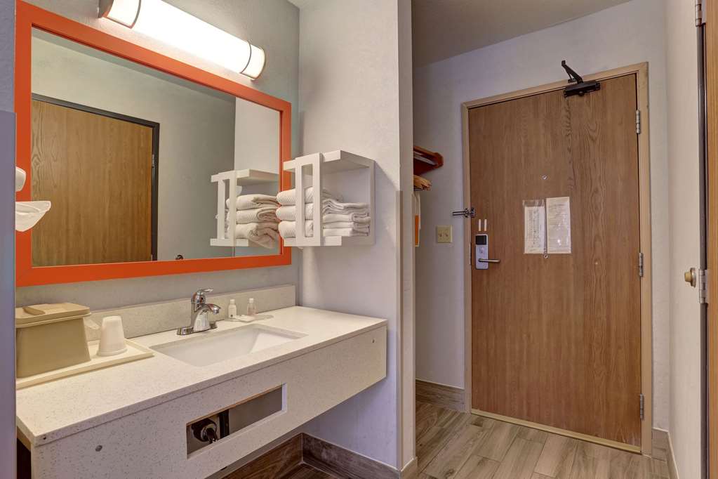 Quality Inn Pierre Fort Pierre - photo 23