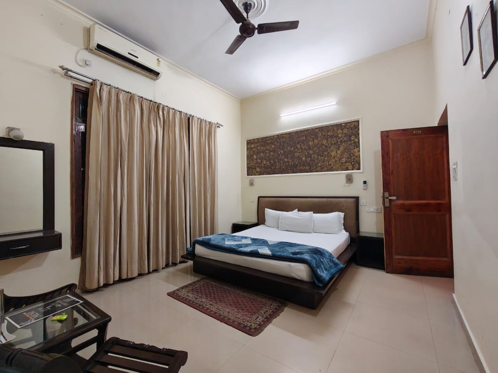 Hotel Downtown Kangra — Kangar — photo 4