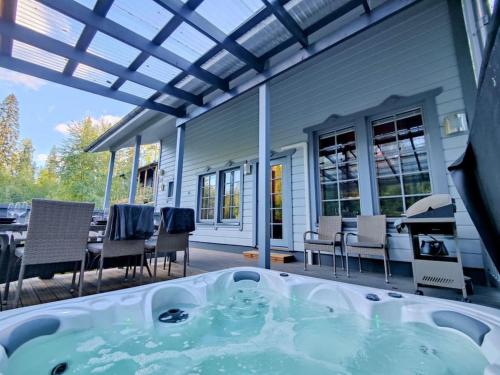 Liinavaatteet Loppusiivous Poreallas in Jaemsae, Finland