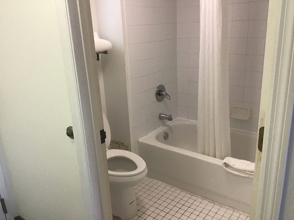 The Anastasia Inn - photo 29