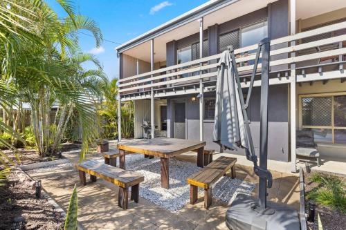 Torquay Beach Splendour An Expansive Family Stay — hotel in Hervey Bay