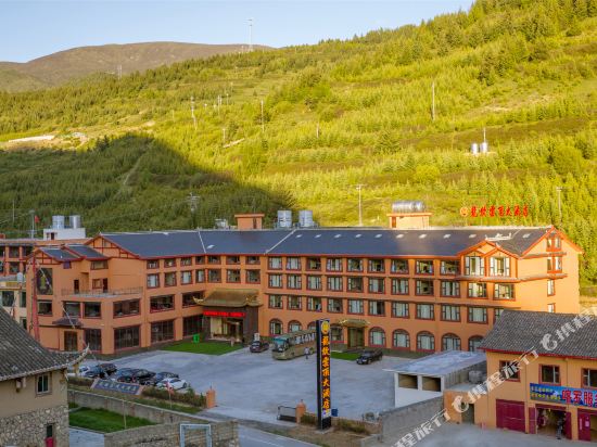 Longqin Yunding Hotel in Jin'an, People's Republic of China