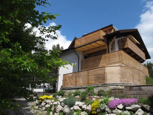 Apartement Gute Laune — 4-Star Luxury Hotel in Mieming, Austria
