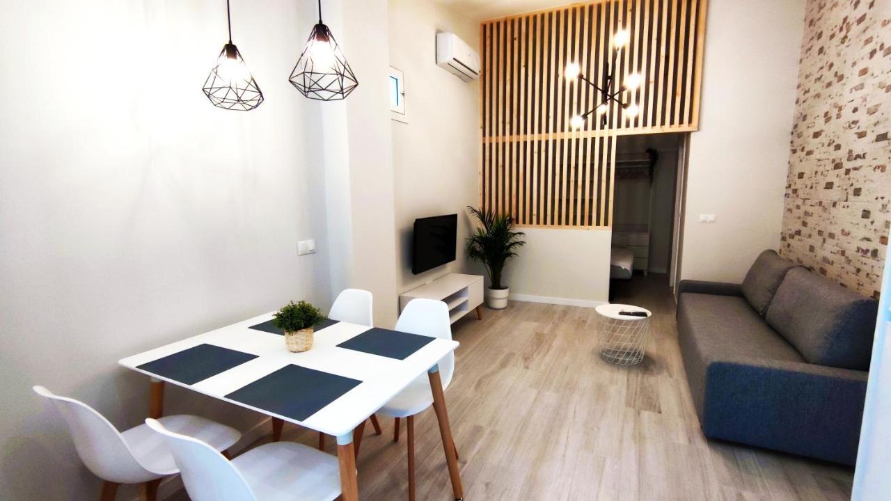 Deluxe Palace Alojamientos la Torre in Torre Del Mar, Spain