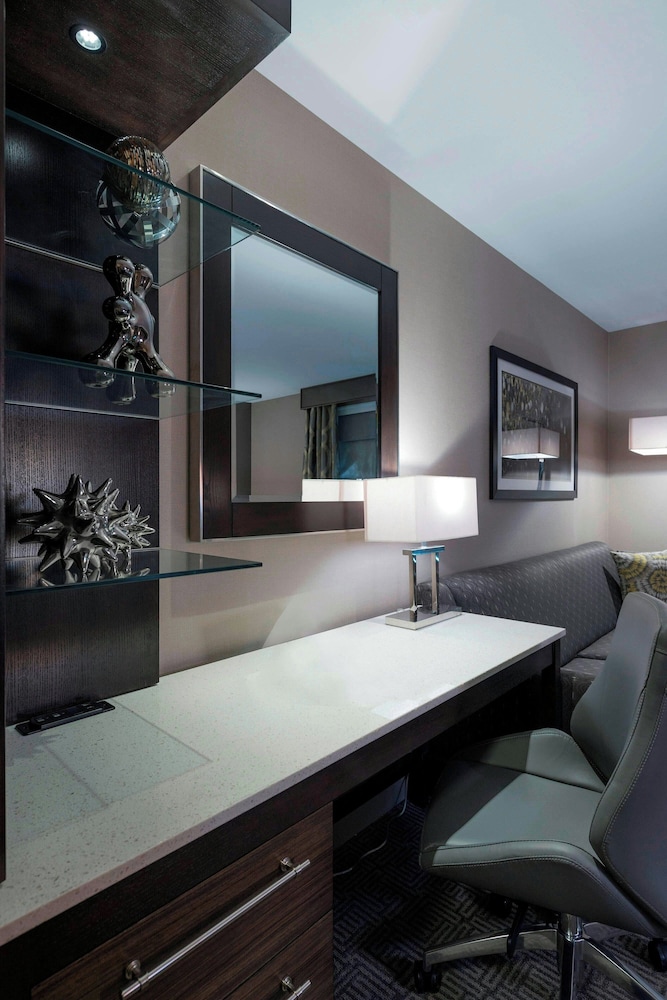 TownePlace Suites Boston Logan Airport Chelsea - photo 24