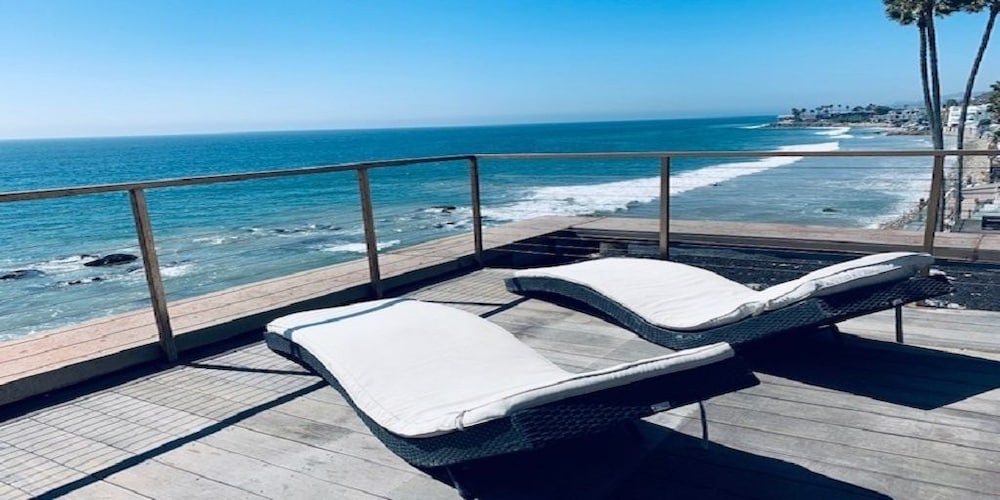 Malibu Ocean Front Villa — 4-Star Luxury Hotel in Malibu, United States