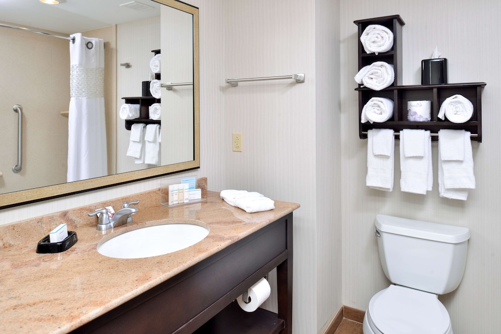 Hampton Inn & Suites California University Pittsburgh - photo 20