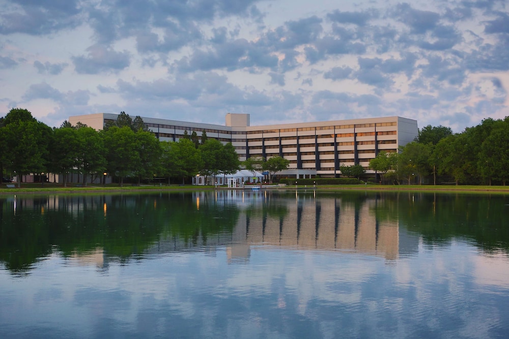 DoubleTree Suites by Hilton Raleigh Durham - photo 46