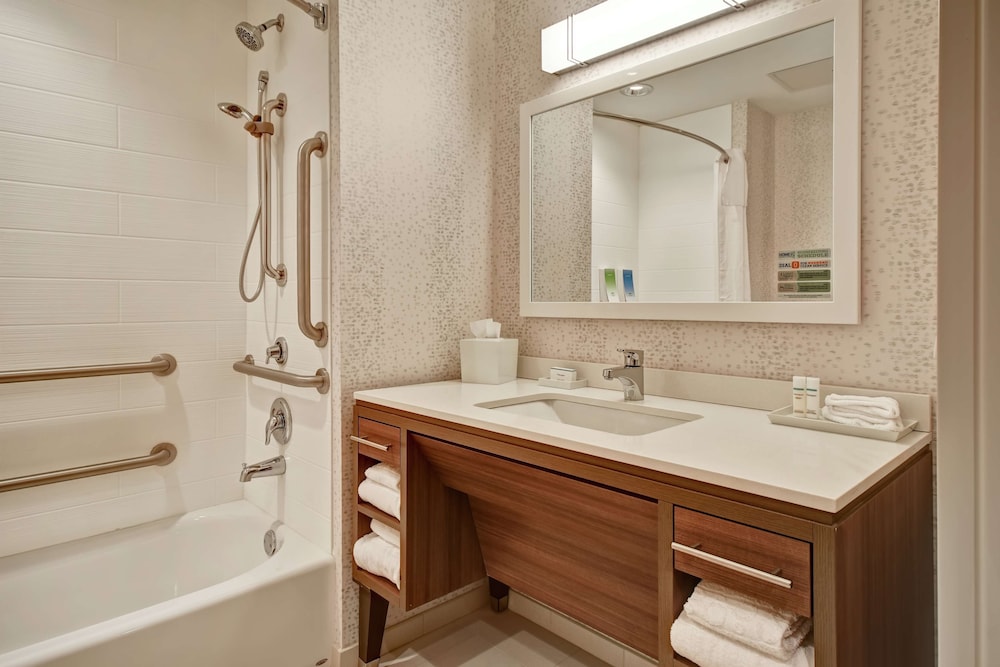 Home2 Suites by Hilton Springfield North - photo 18