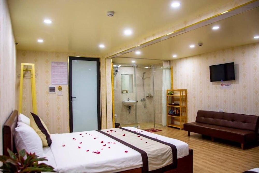 Babylon Ha Long Hotel in Ha Long, Vietnam