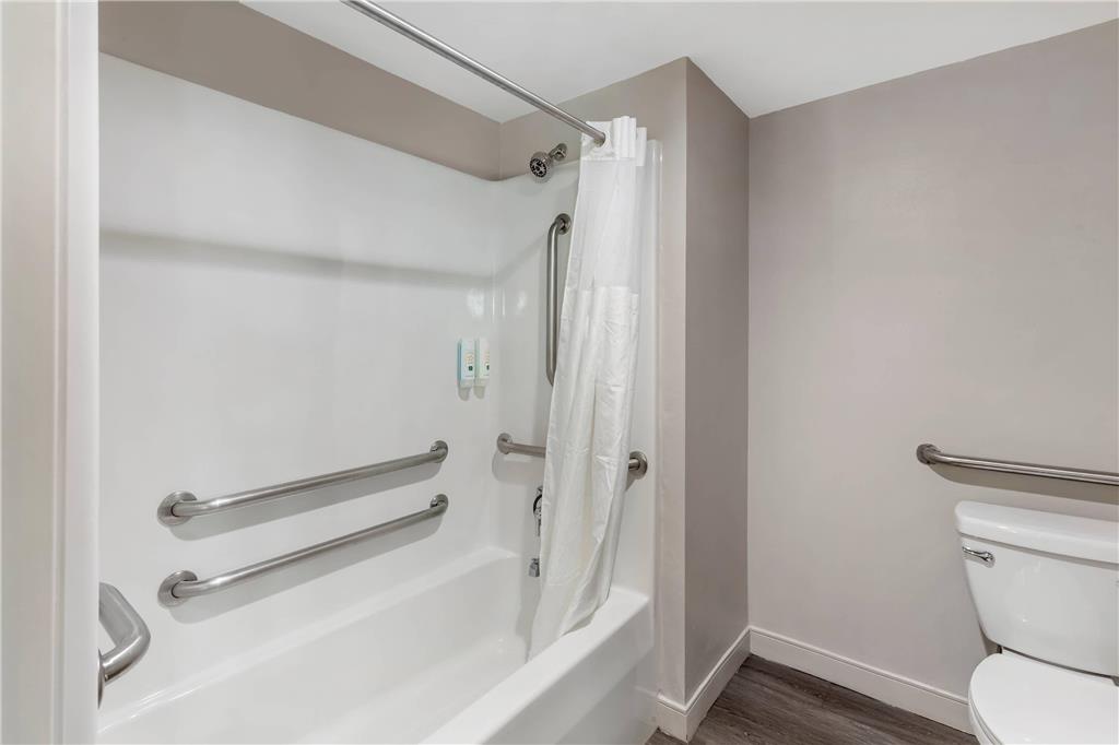 Quality Inn & Suites Raleigh Durham Airport - photo 26