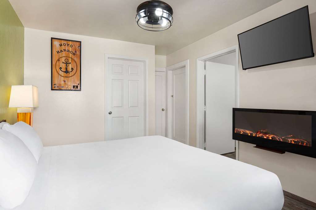 Baymont by Wyndham Fort Bragg - photo 30