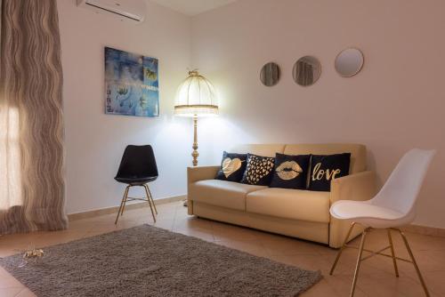 La Scelta Giusta casa vacanze in centro con garage privato e ascensore — 4-Star Luxury Hotel in Matera, Italy