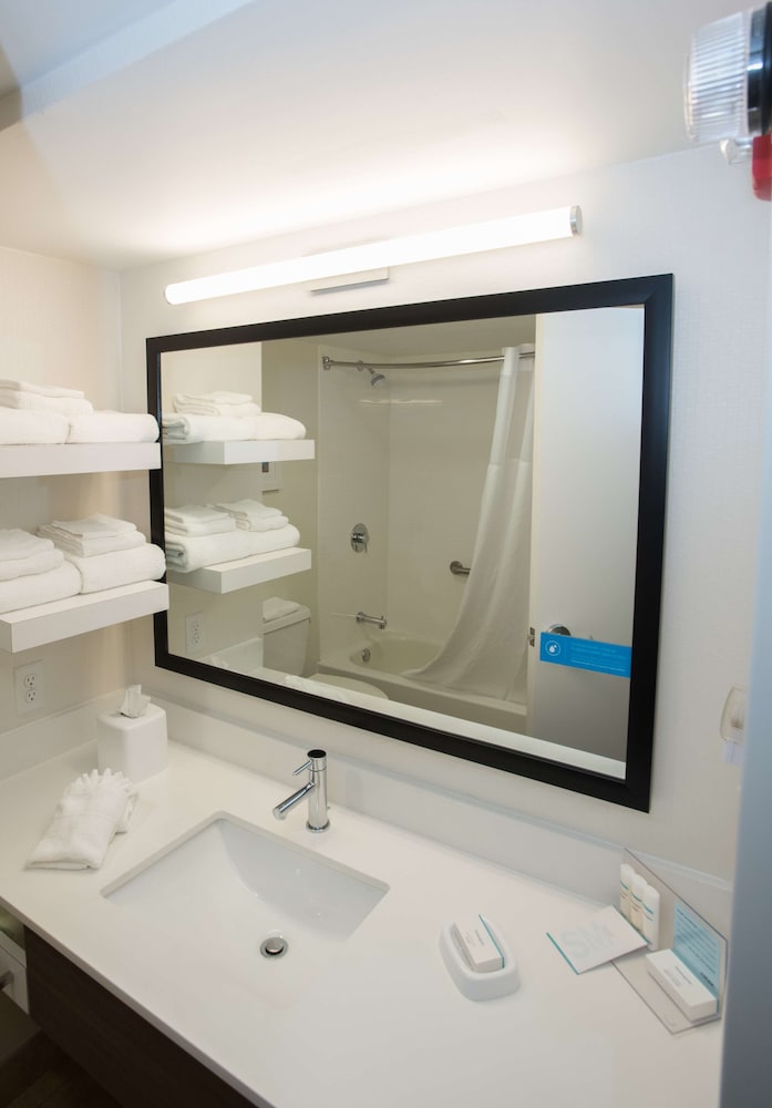Hampton Inn Wooster - photo 26