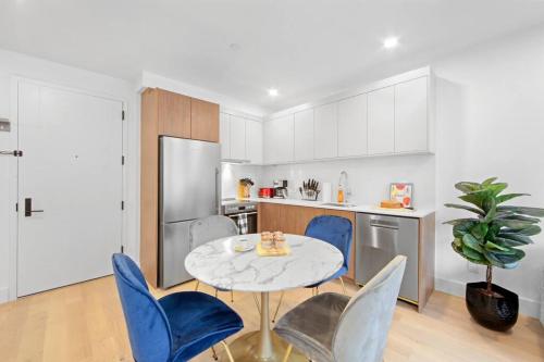 149BK 101 New construction 2BR Private garden W D - photo 16