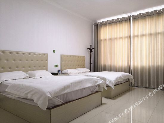 Guaijiaolou Inn in Zhangjiang, People's Republic of China