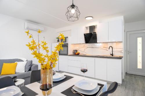 New and modern apartment Franičević — 4-Star Luxury Hotel in Jelsa, Croatia