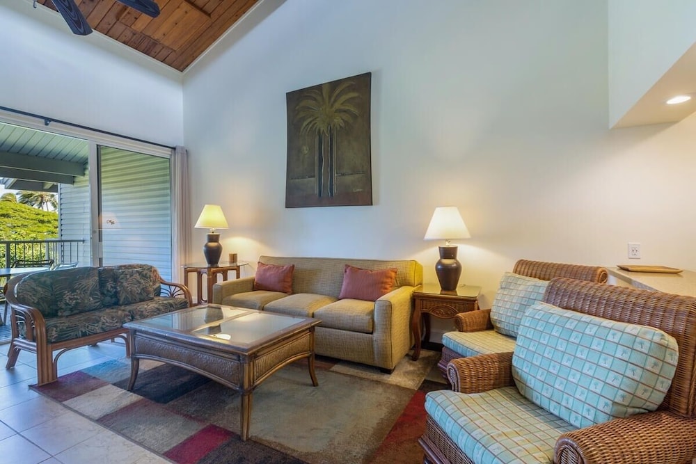 Newly Remodeled Cliffs Resort in Princeville condo - photo 13