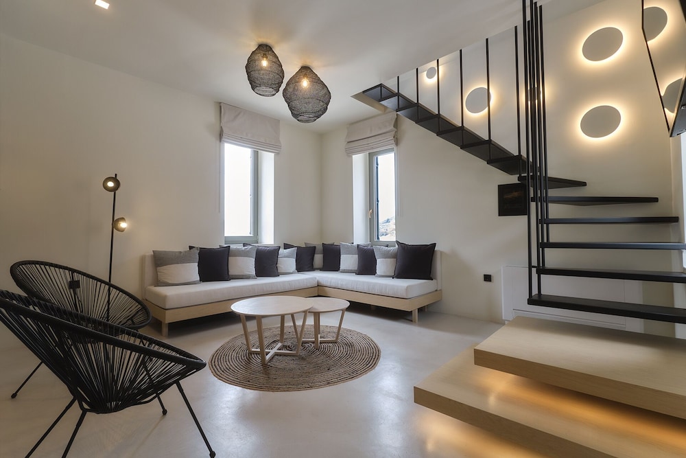 Zaira Hotel in Mytilene, Greece