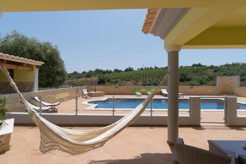 Akivillas Pera Relax II — 4-Star Luxury Hotel in Alcantarilha, Portugal